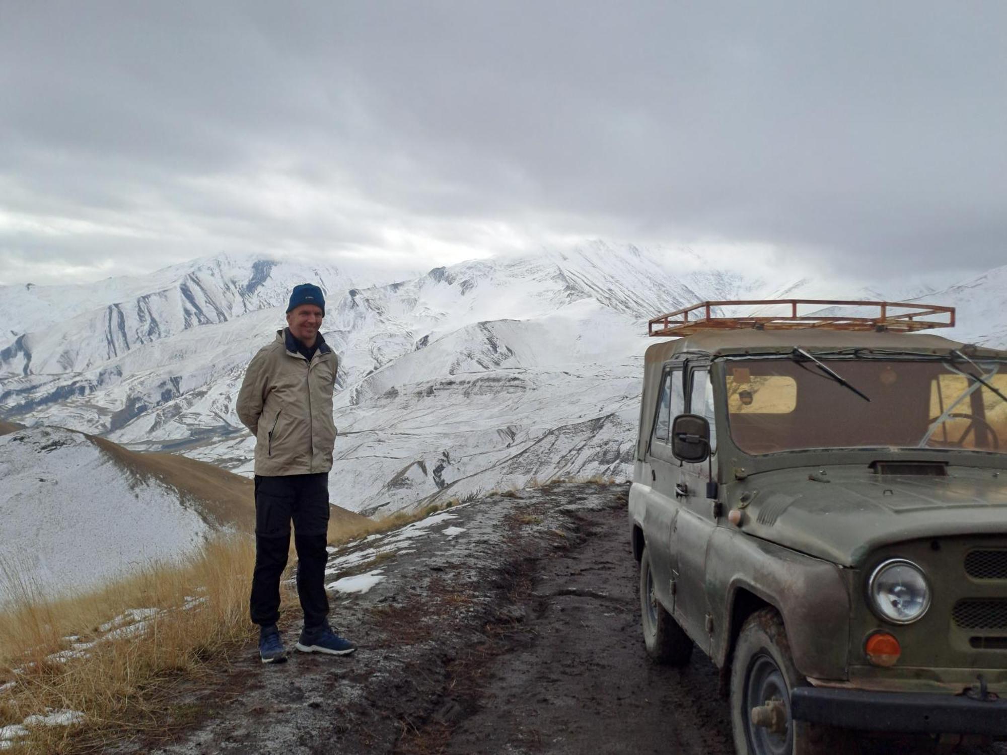Xinaliq Khinalig Izzet'S Riverside Home Stay Exterior photo
